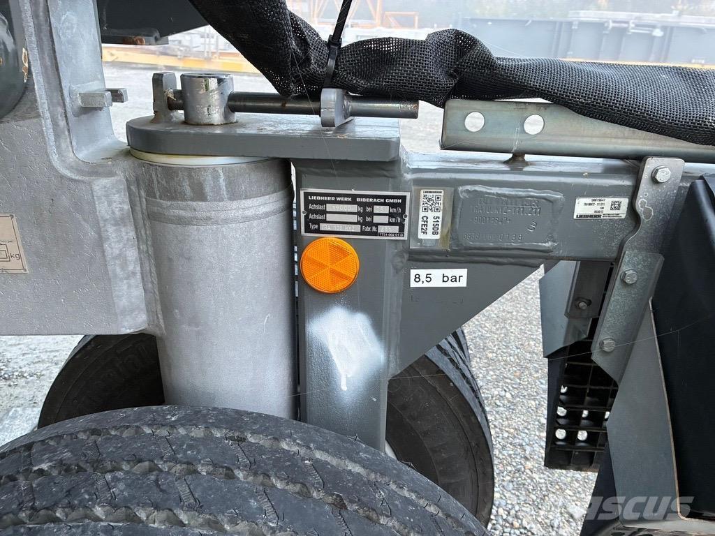 Liebherr L1-32 Stavebné žeriavy