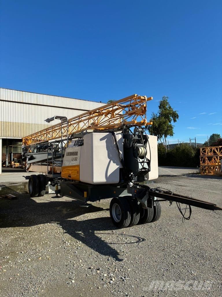 Liebherr L1-32 Stavebné žeriavy