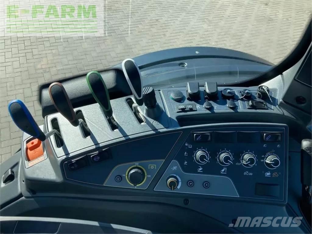 Valtra n 155ea Traktory