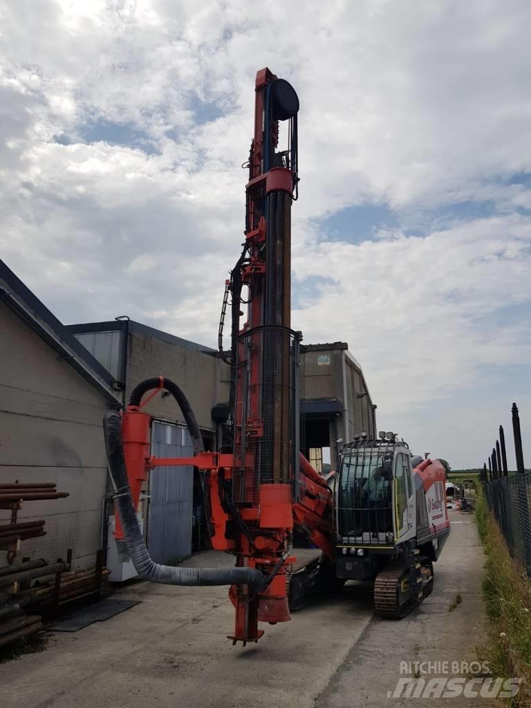 Sandvik DI 550 Povrchové vrtné súpravy