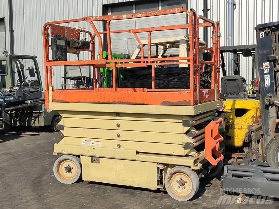 JLG 2646 E 2 Nožnicové zdvíhacie plošiny