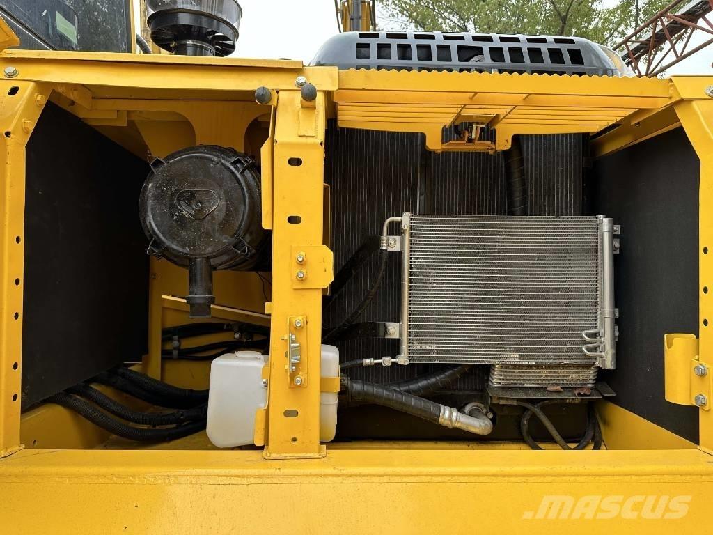 Komatsu PC 200-8 Pásové rýpadlá