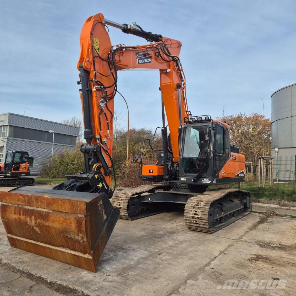 Doosan DX235LC-7 Pásové rýpadlá