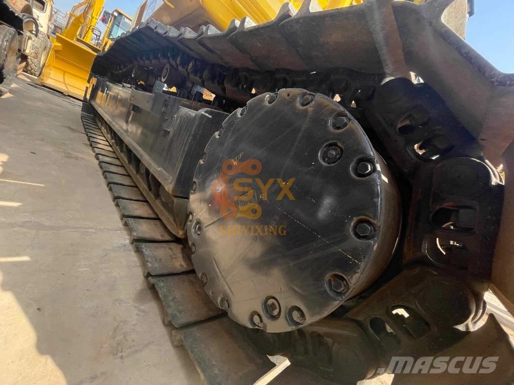 Komatsu PC 450 LC-8 Pásové rýpadlá