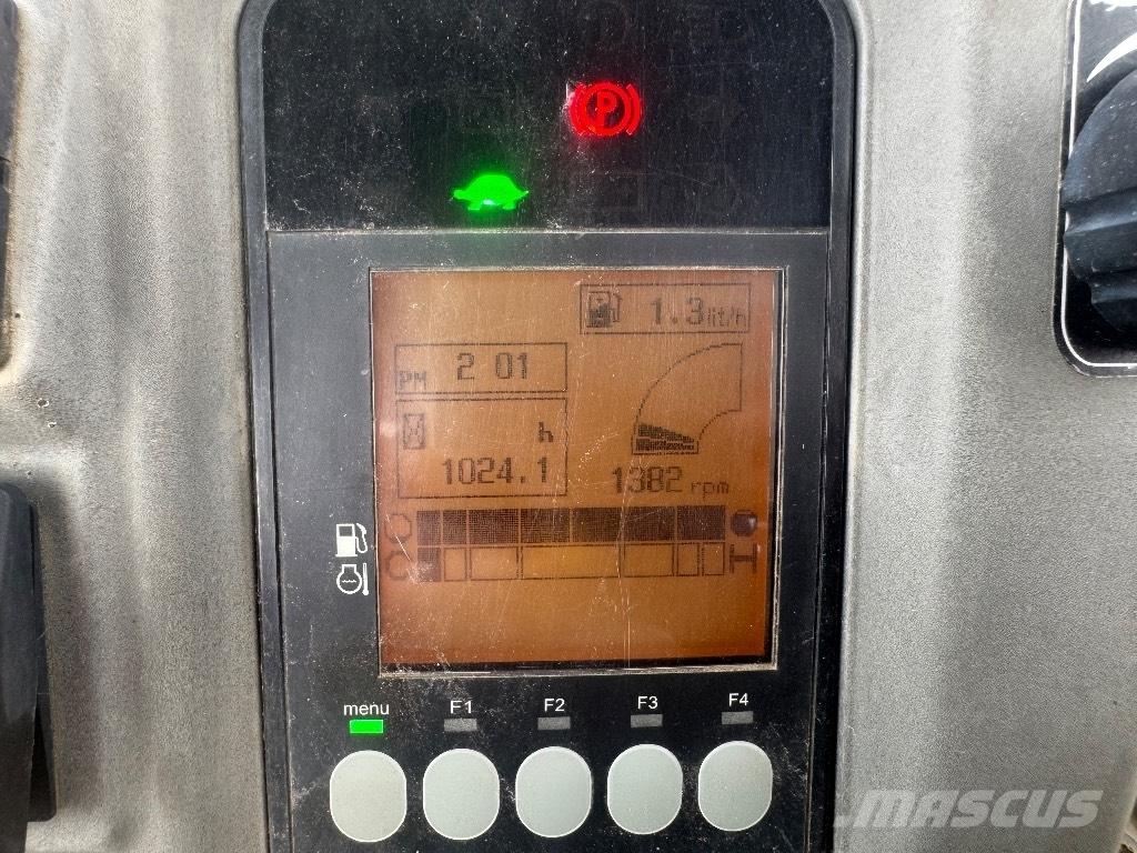 Yanmar C 30 R Pásové sklápače