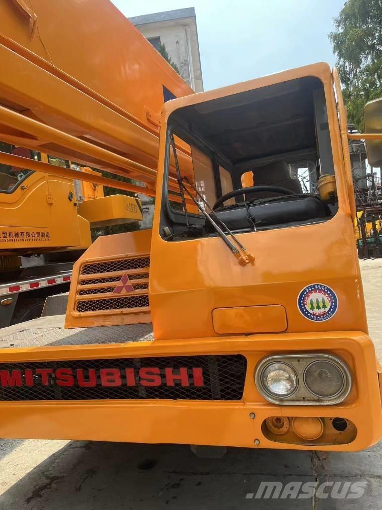 Tadano TS 80 R-1 Univerzálne terénne žeriavy