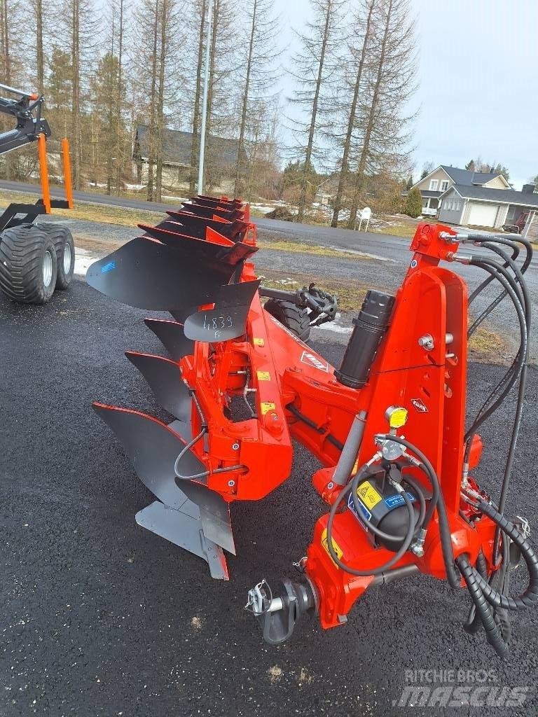 Kuhn Vari-Master 123 Dvojstranné pluhy