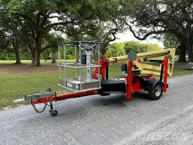 JLG T 350 Prívesové plošiny