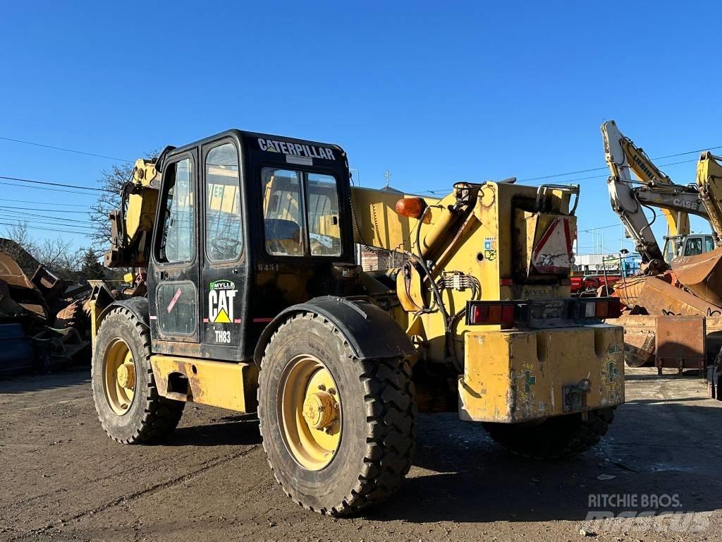 CAT TH 83 Teleskopické nakladače pre poľnohospodárstvo