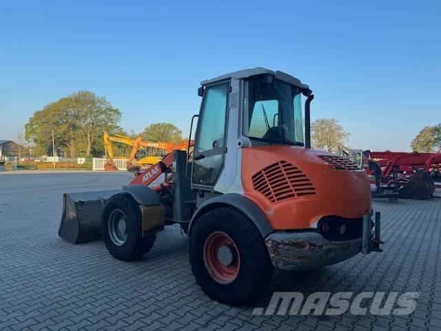 Atlas AR 80 Kolesové nakladače