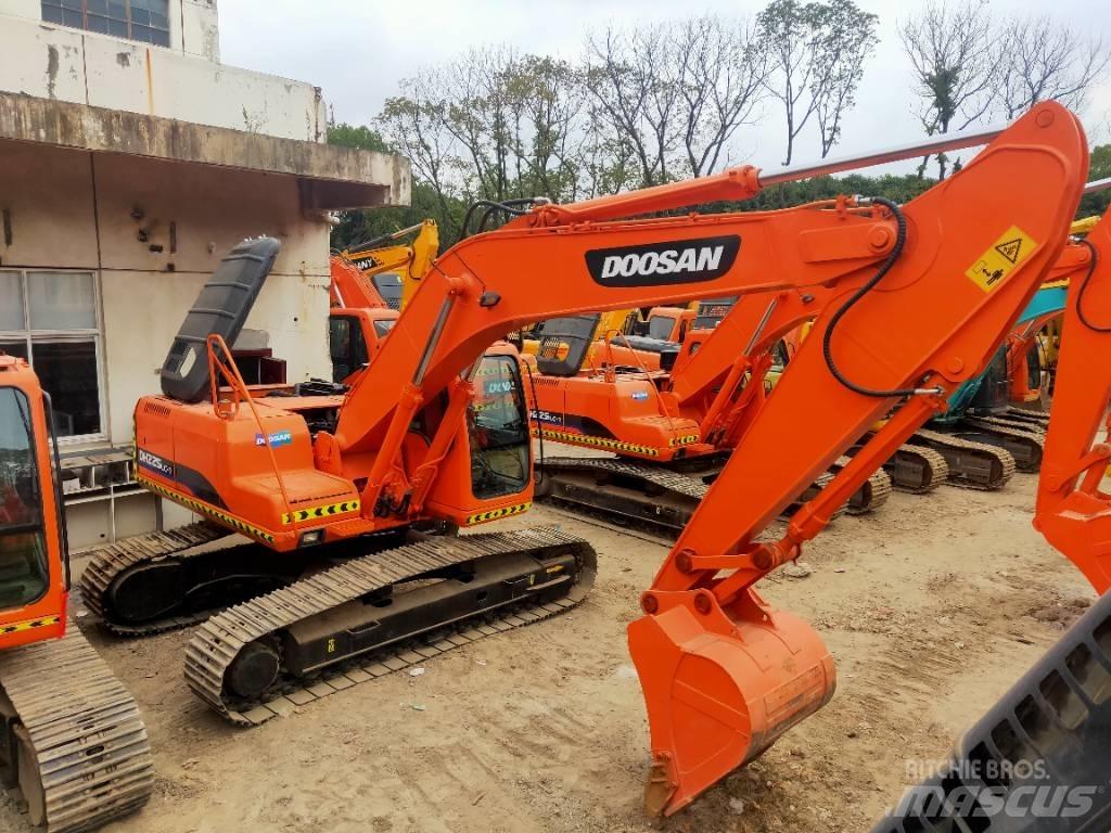 Doosan DH 225 LC-7 Pásové rýpadlá