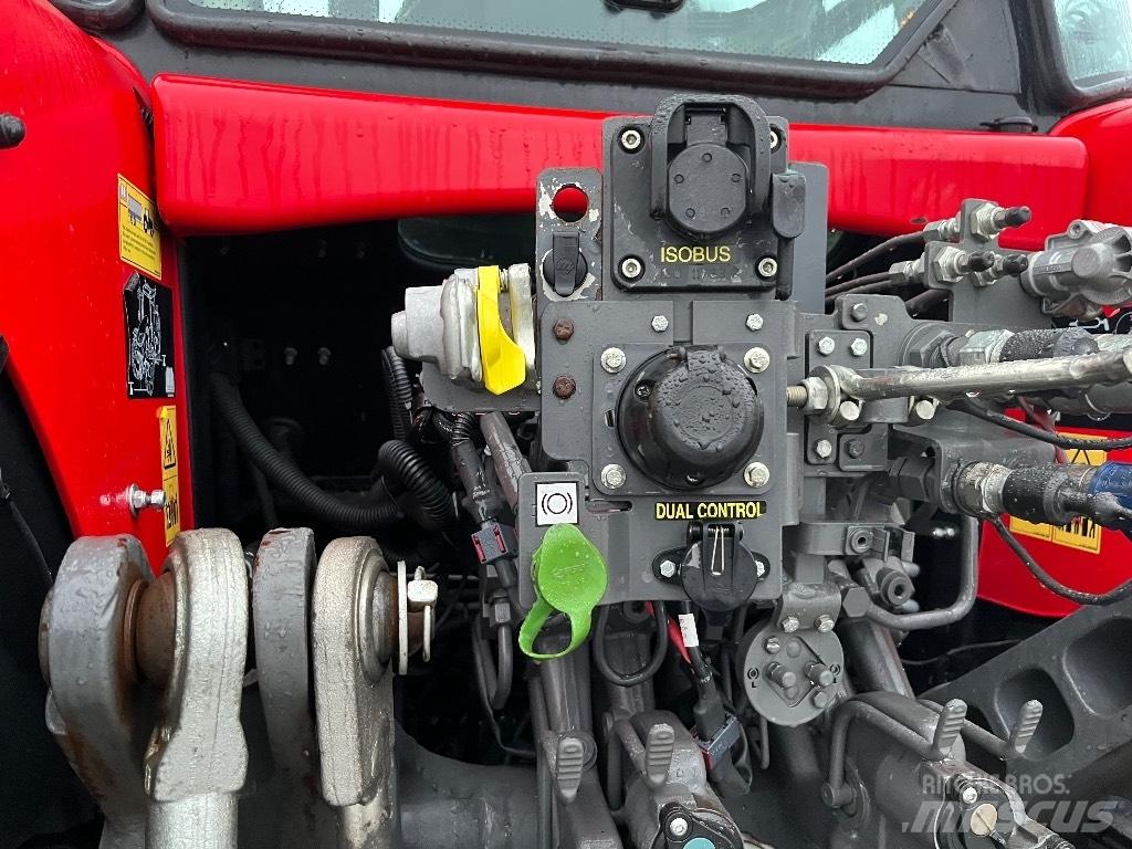 Massey Ferguson 7720 Traktory