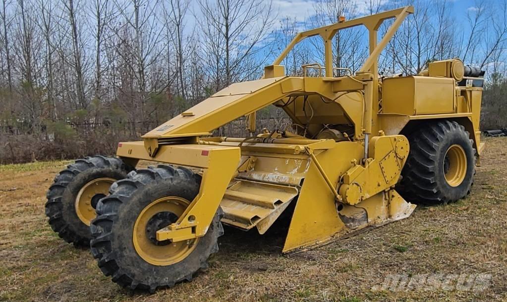 CAT SS 250 B Pôdne kompaktory