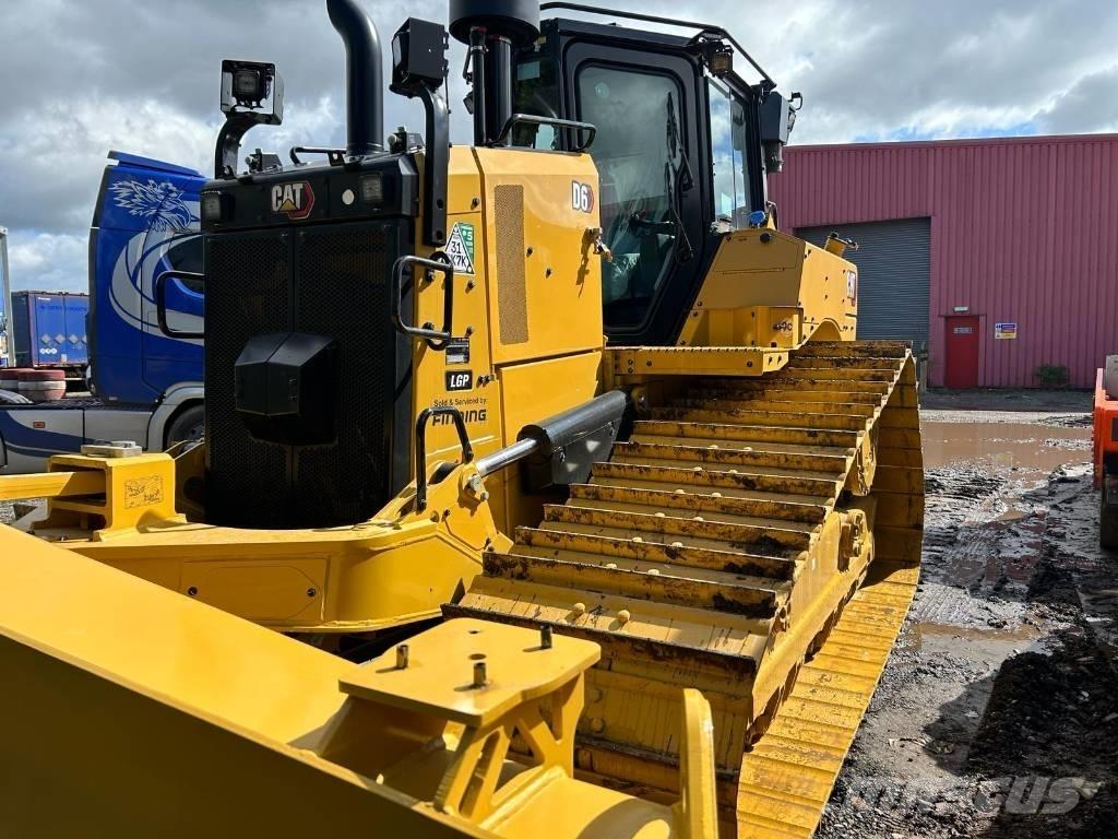 CAT D 6 LGP Pásové dozéry