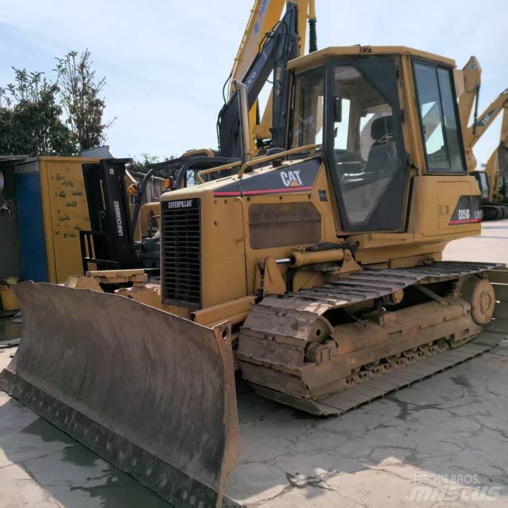 CAT D 5 G LGP Pásové dozéry