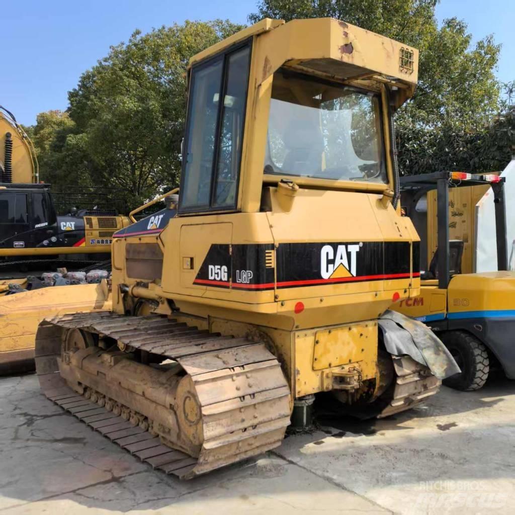CAT D 5 G LGP Pásové dozéry