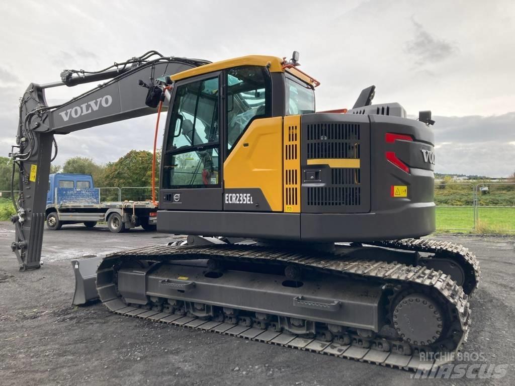 Volvo ECR 235 E L Pásové rýpadlá