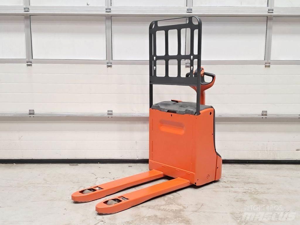 Linde T16 Nízkozdvižný vozík