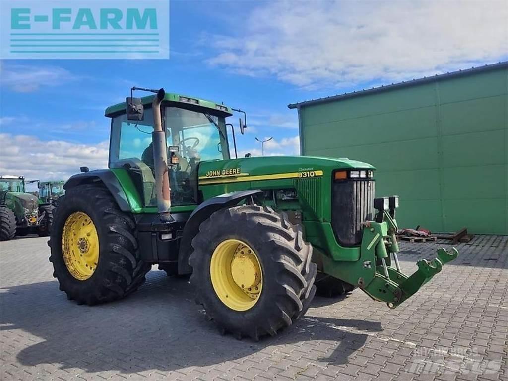 John Deere 8310 Traktory