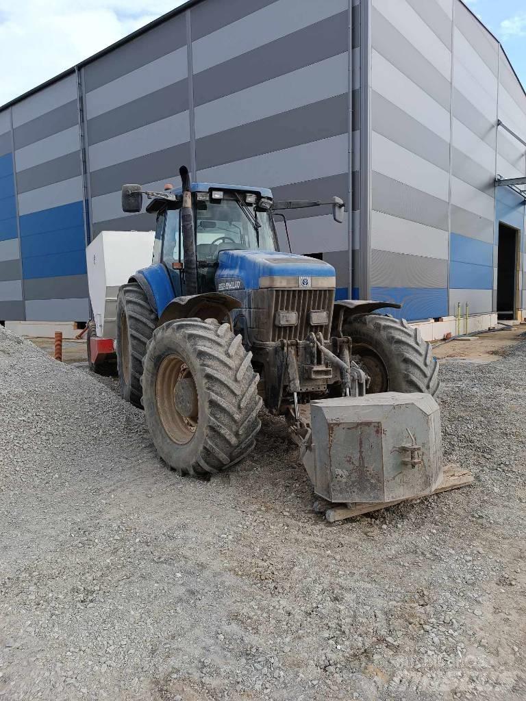 New Holland 8870 A Traktory