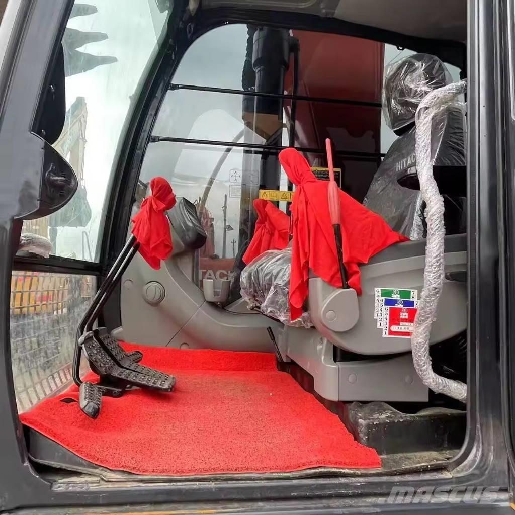 Hitachi ZX 200 Pásové rýpadlá