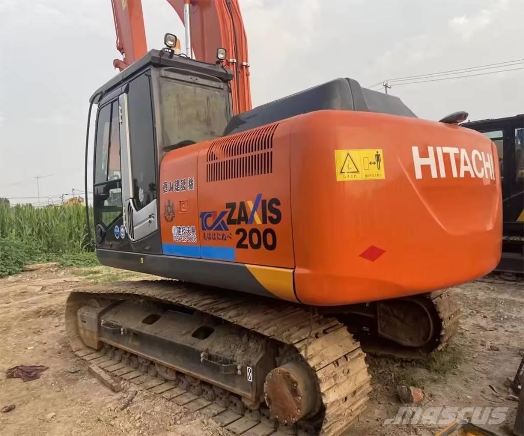 Hitachi ZX 200 Pásové rýpadlá