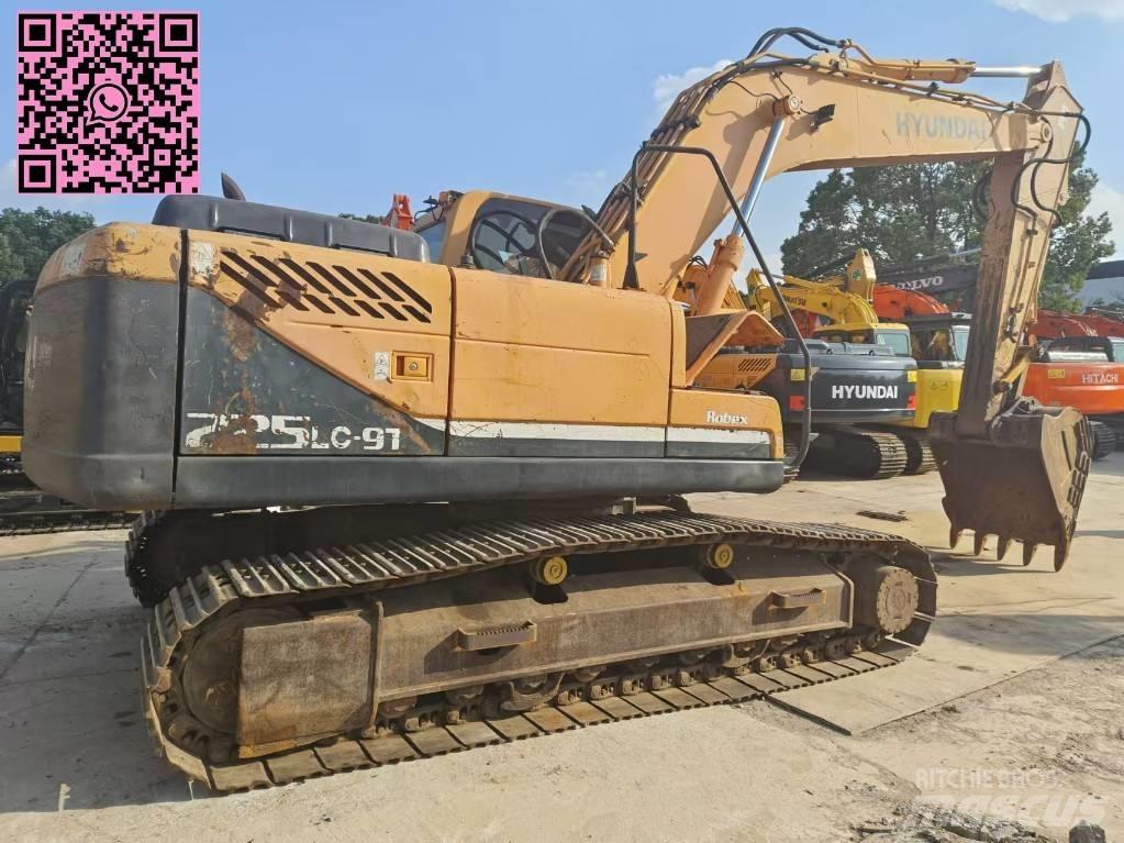 Hyundai 225 Pásové rýpadlá