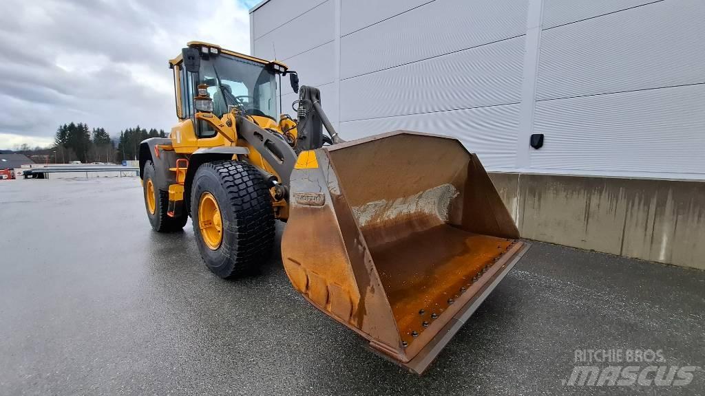 Volvo L90H Kolesové nakladače