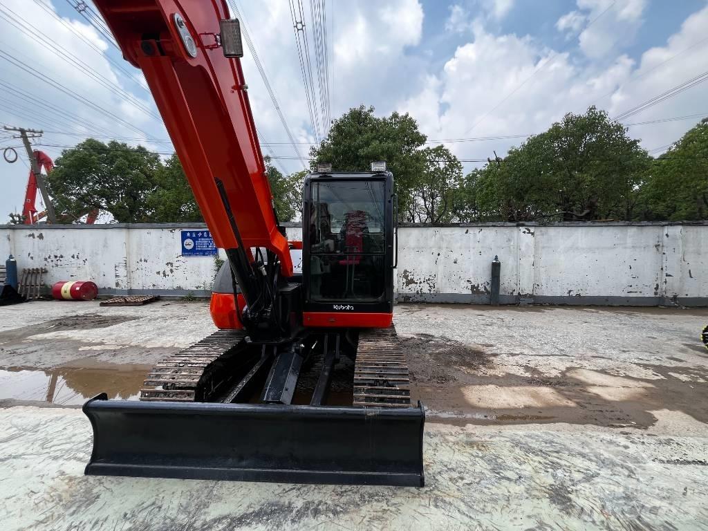 Kubota KX 080-3 Midi rýpadlá 7 t - 12 t