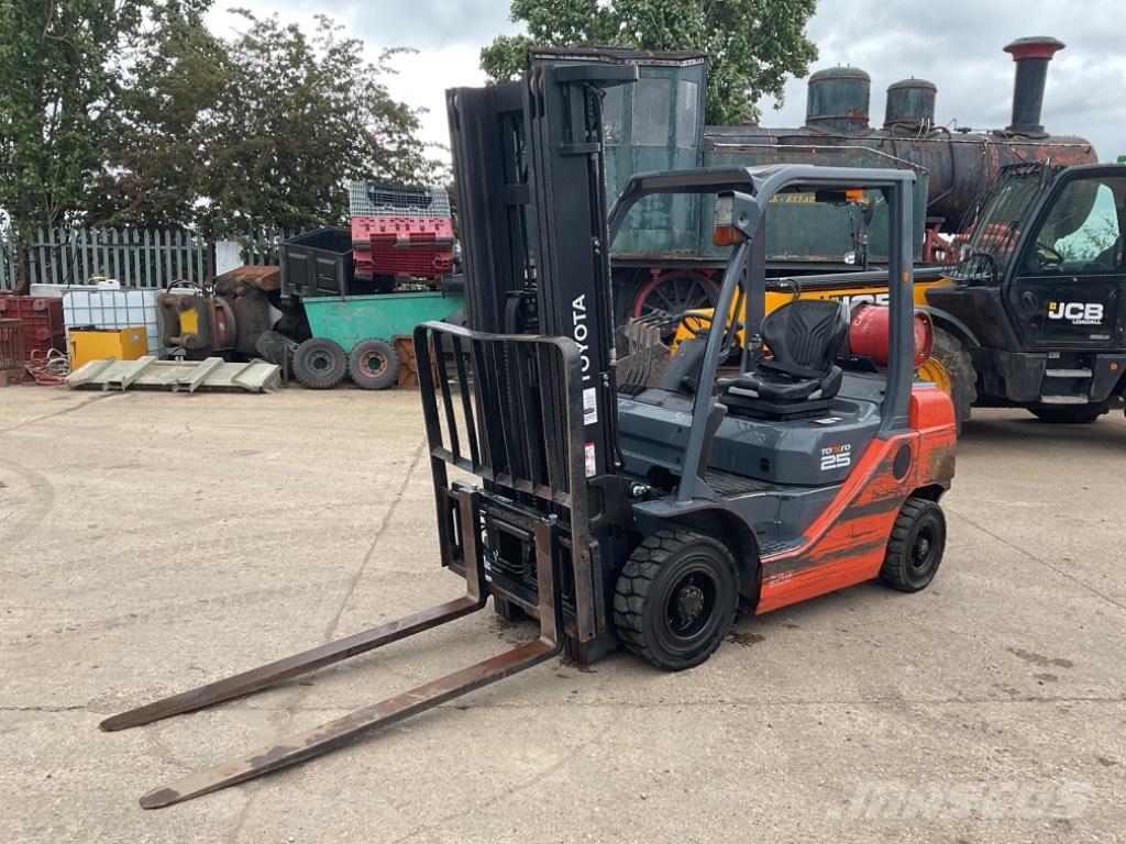 Toyota 02-FGF25 LPG vozíky