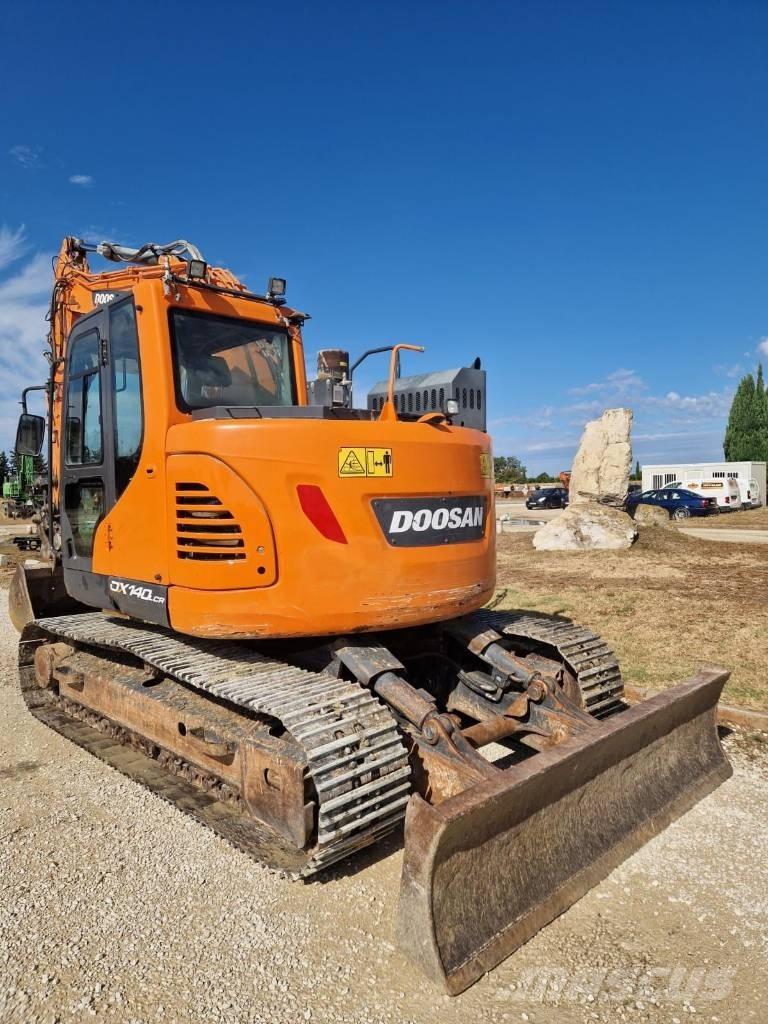 Doosan DX 140 LCR Pásové rýpadlá