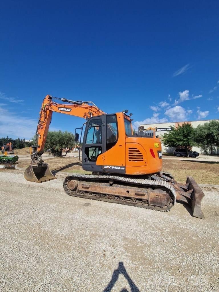 Doosan DX 140 LCR Pásové rýpadlá