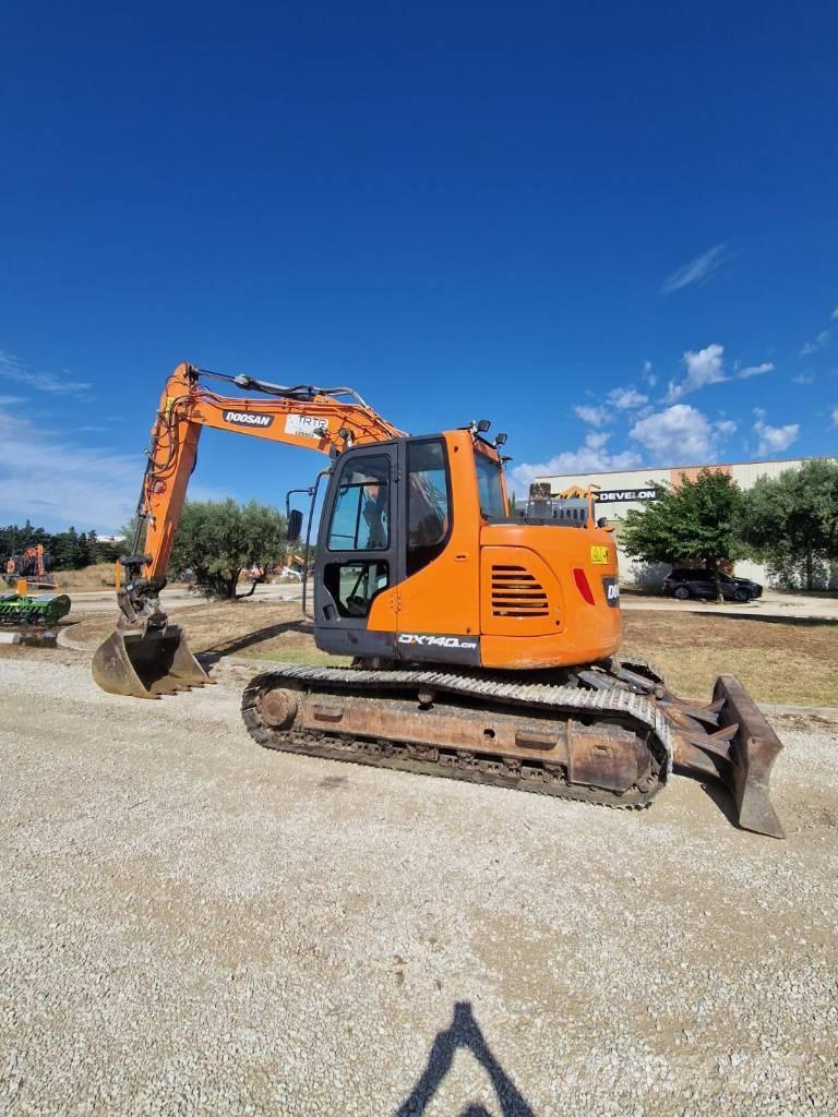 Doosan DX 140 LCR Pásové rýpadlá