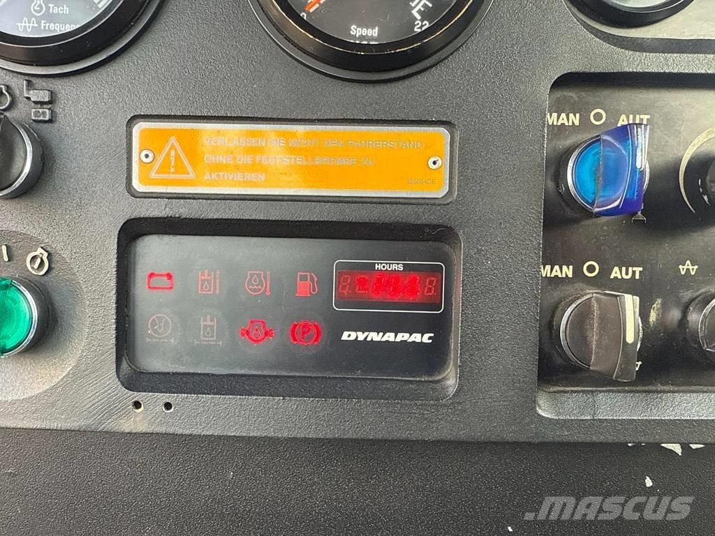 Dynapac CG 233 HF Tandemové valce