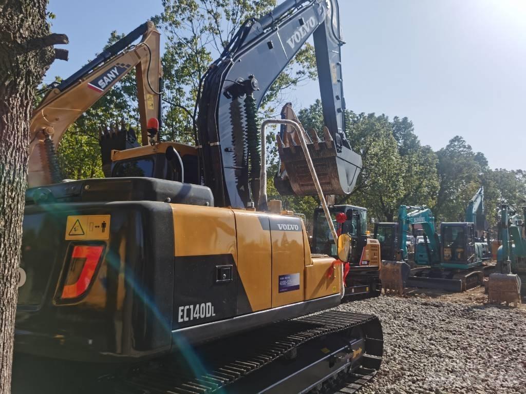Volvo EC 140 DL Pásové rýpadlá