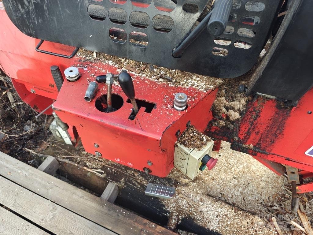 Hakki Pilke 1X42 Sekačky a rezačky dreva