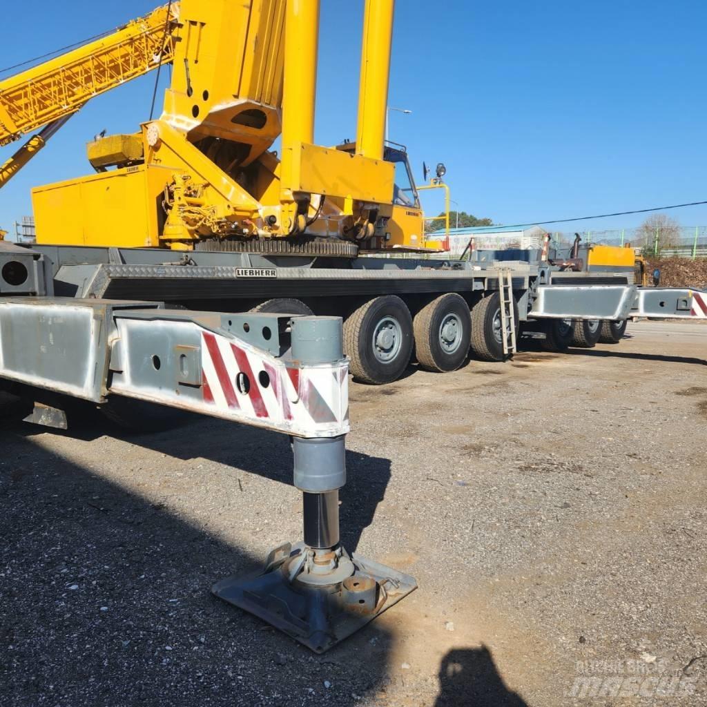 Liebherr LTM 1400 Univerzálne terénne žeriavy