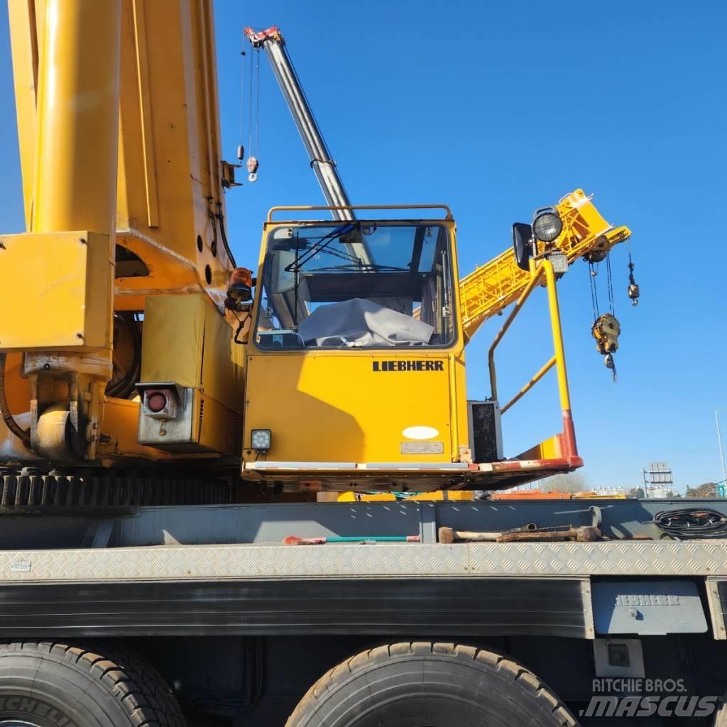 Liebherr LTM 1400 Univerzálne terénne žeriavy