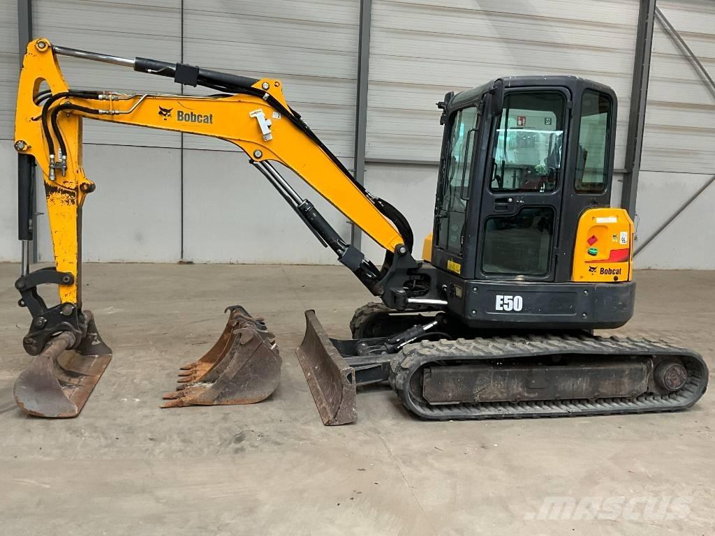 Bobcat E 50 Mini rýpadlá < 7t