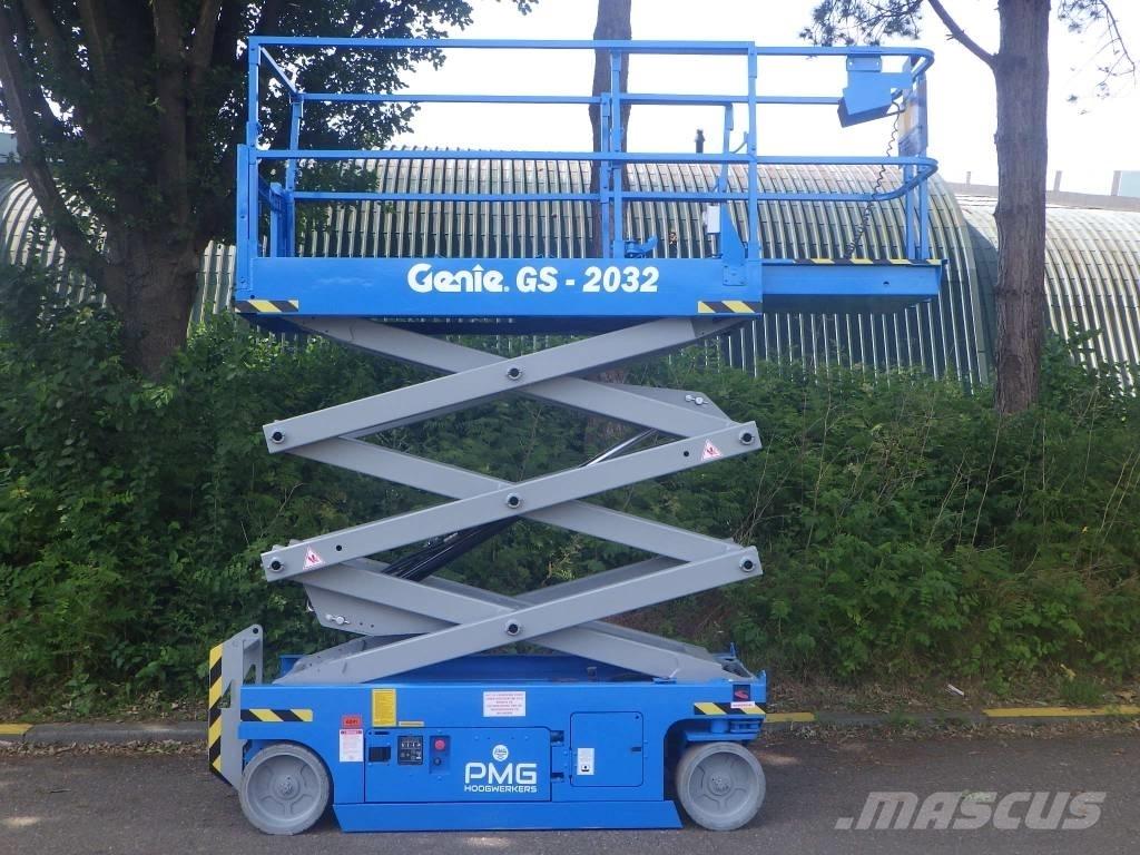 Genie GS2032 Nožnicové zdvíhacie plošiny