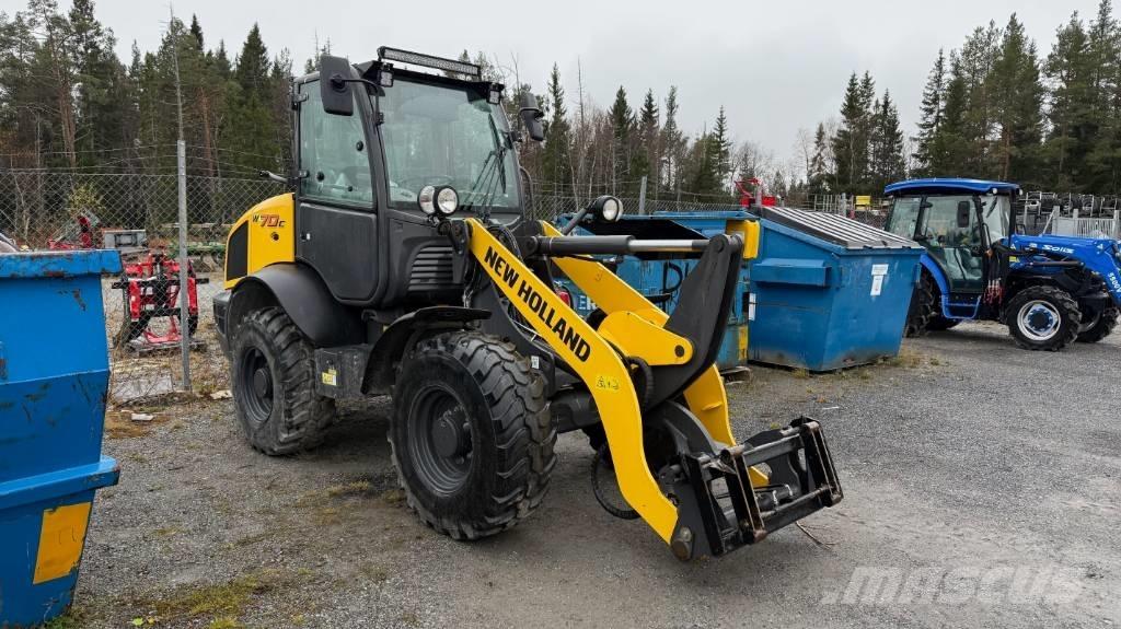 New Holland W70C Kolesové nakladače
