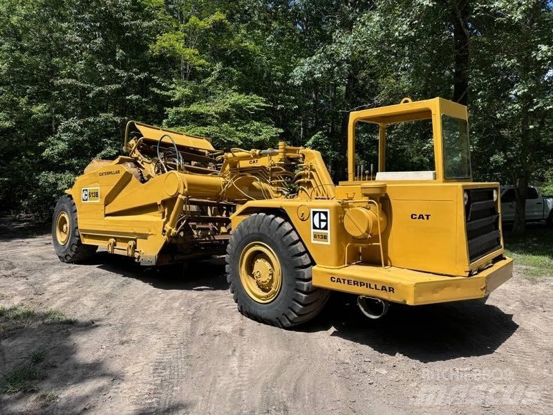 CAT 613 B Skrejpre