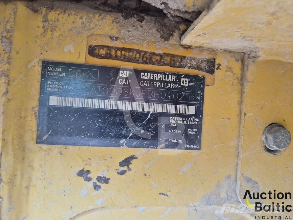 CAT D 6 K Pásové dozéry
