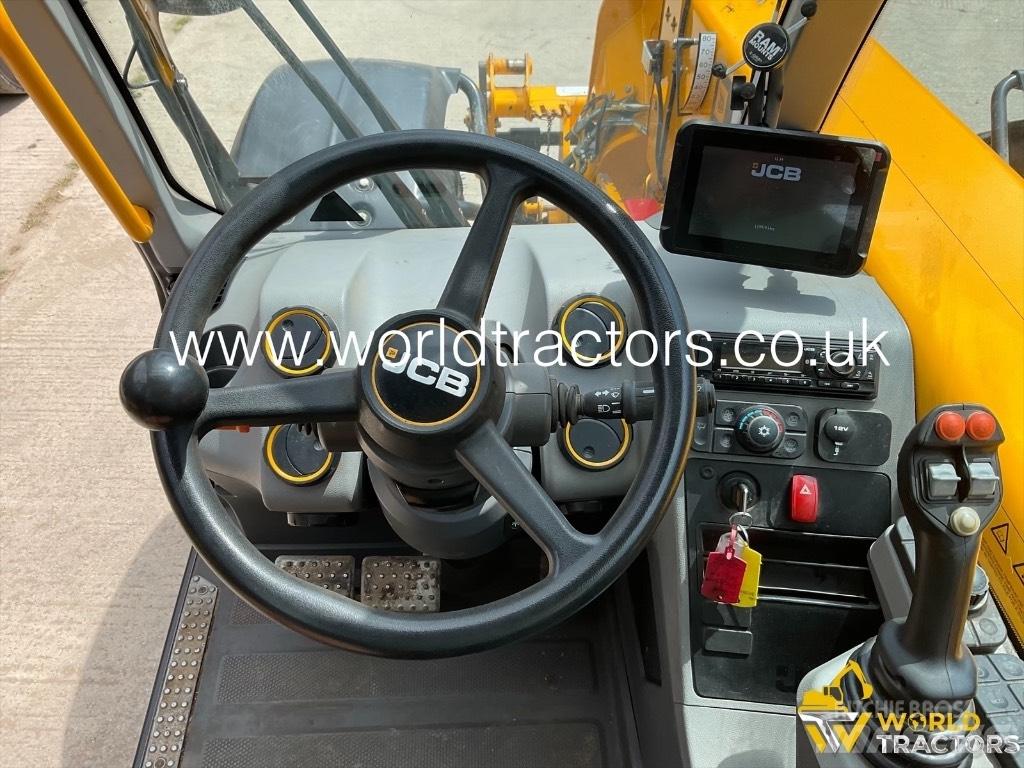 JCB 560-80 Teleskopické manipulátory
