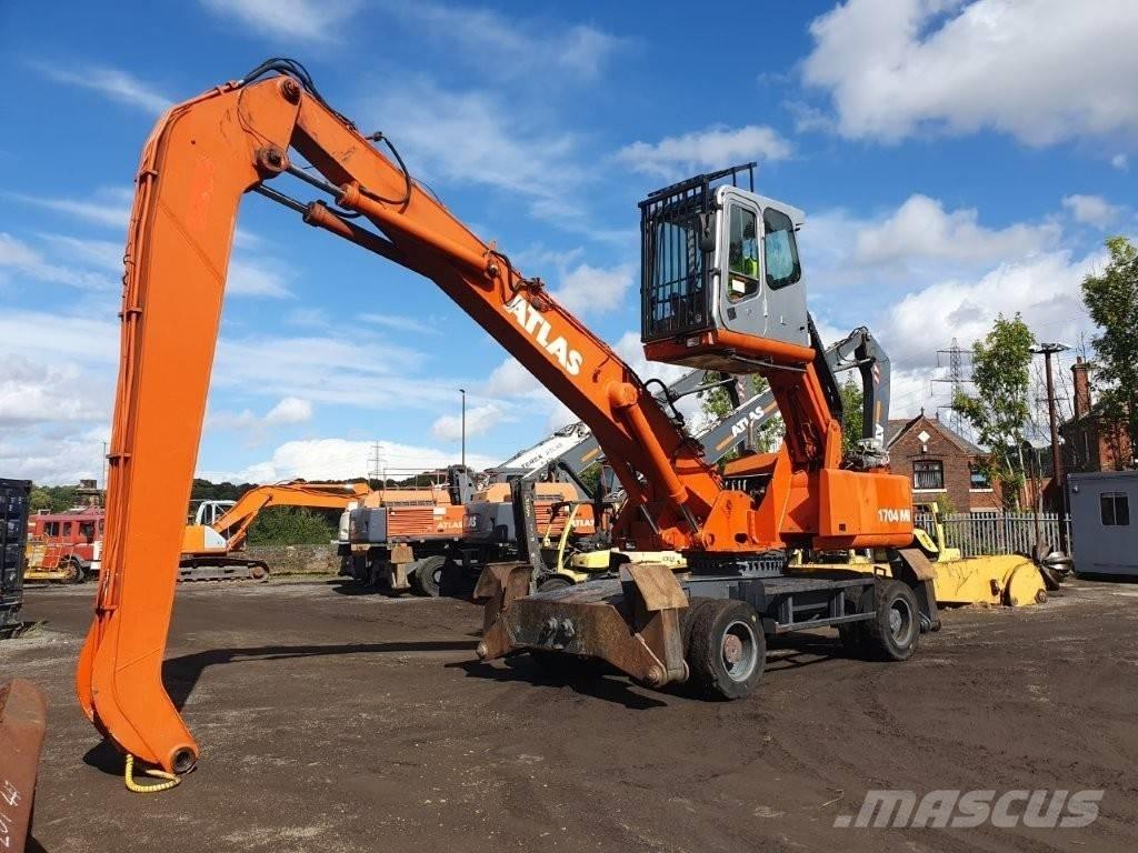 Atlas 1704 M Stroje pre manipuláciu s odpadom