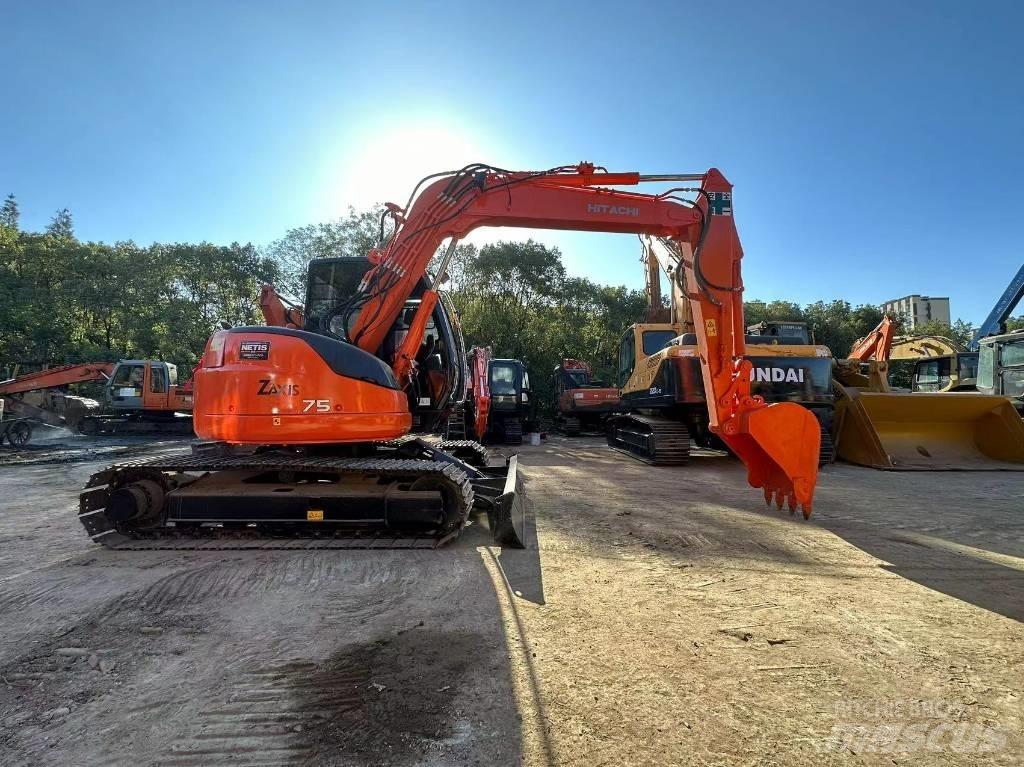 Hitachi ZX 75 Midi rýpadlá 7 t - 12 t