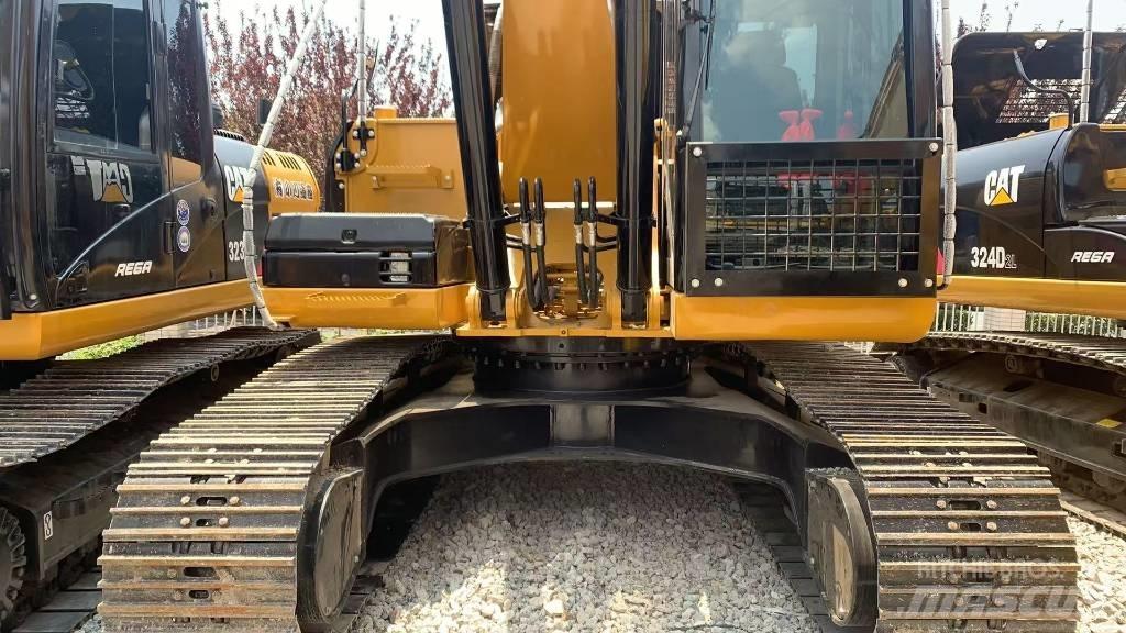 CAT 325 D Pásové rýpadlá