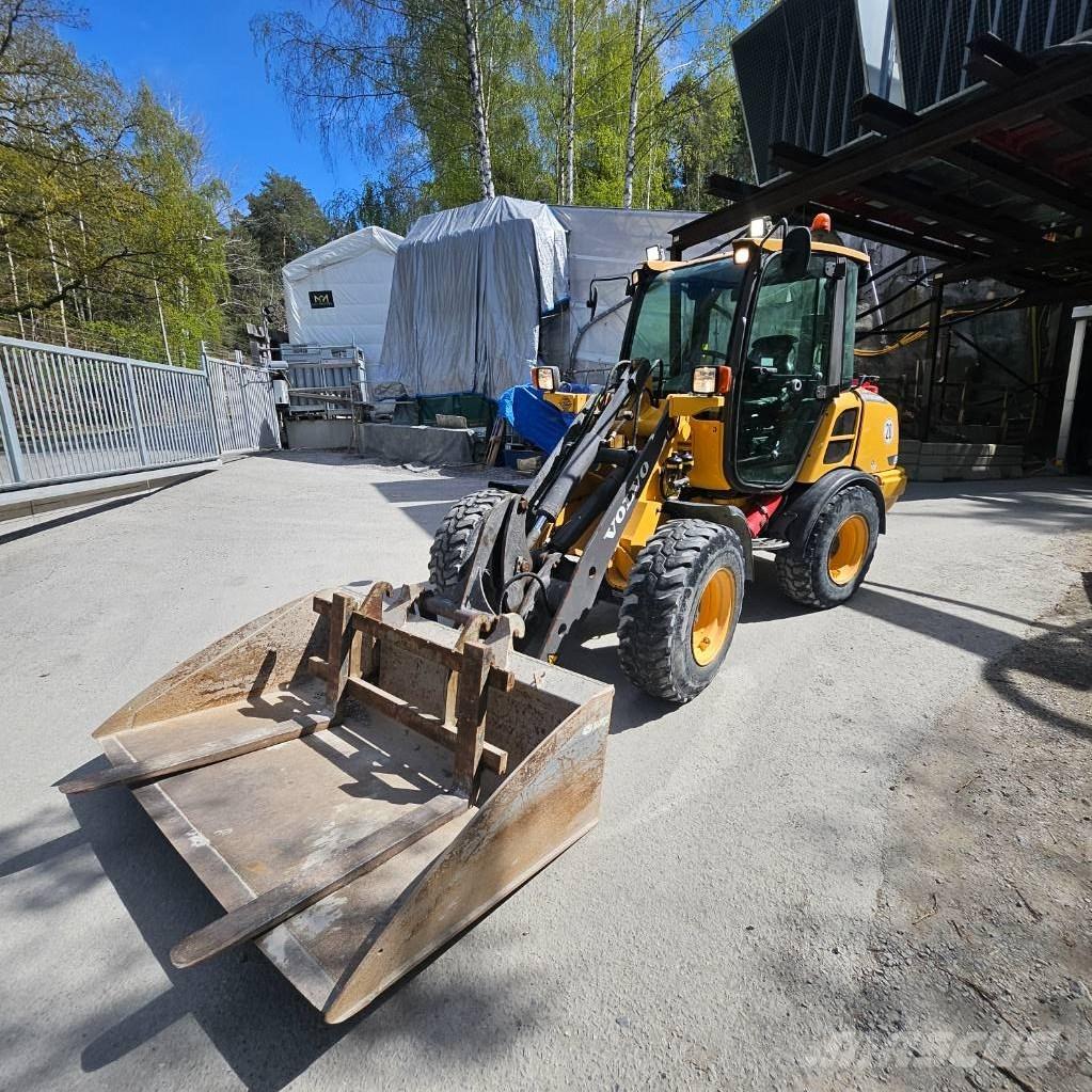 Volvo L25f Kolesové nakladače