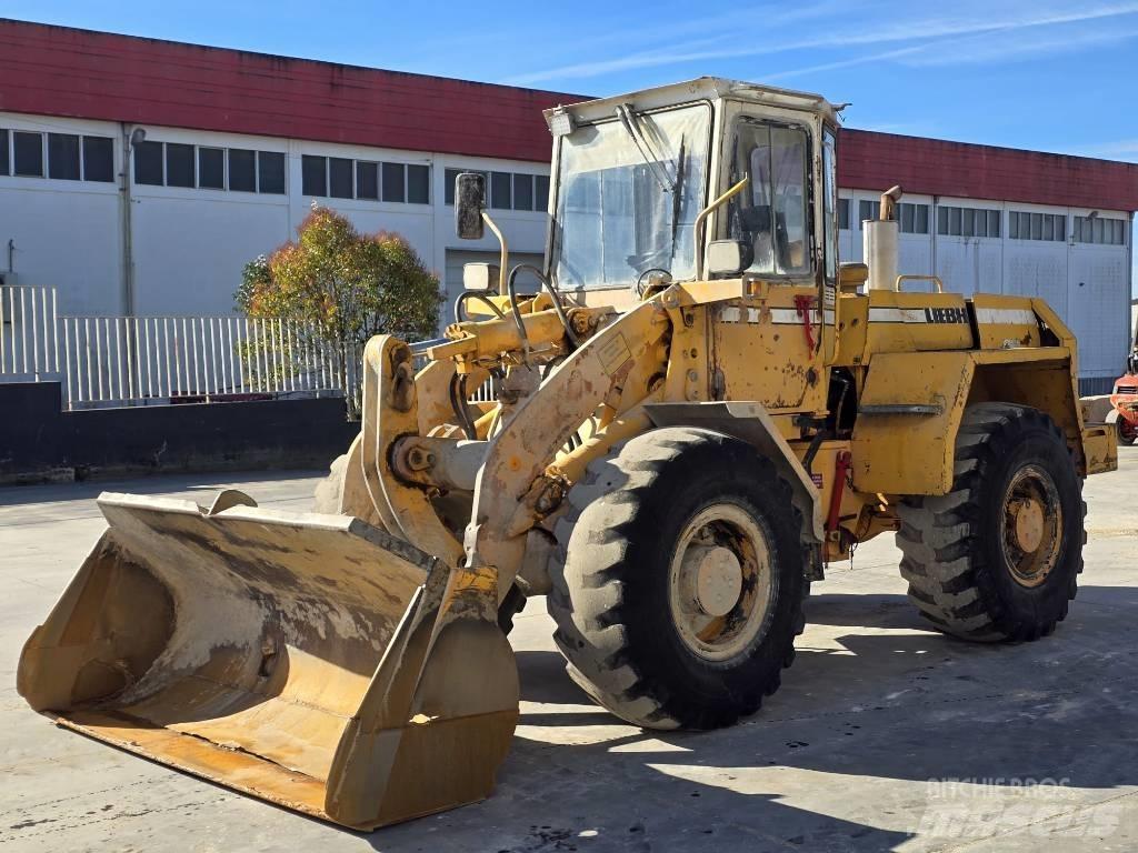 Liebherr L521 Kolesové nakladače