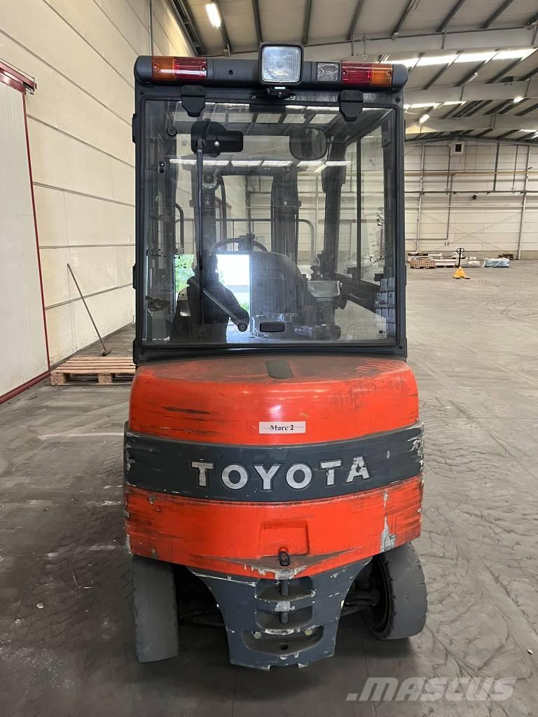 Toyota 7 FBMF 25 Akumulátorové vozíky